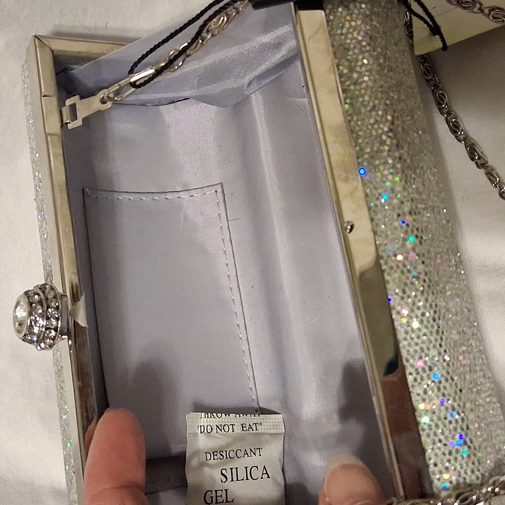 J. Furmani Silver Glitter Evening Bag - Picture 5 of 12